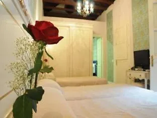 Hotel Casa De Las Mercedes Malaga