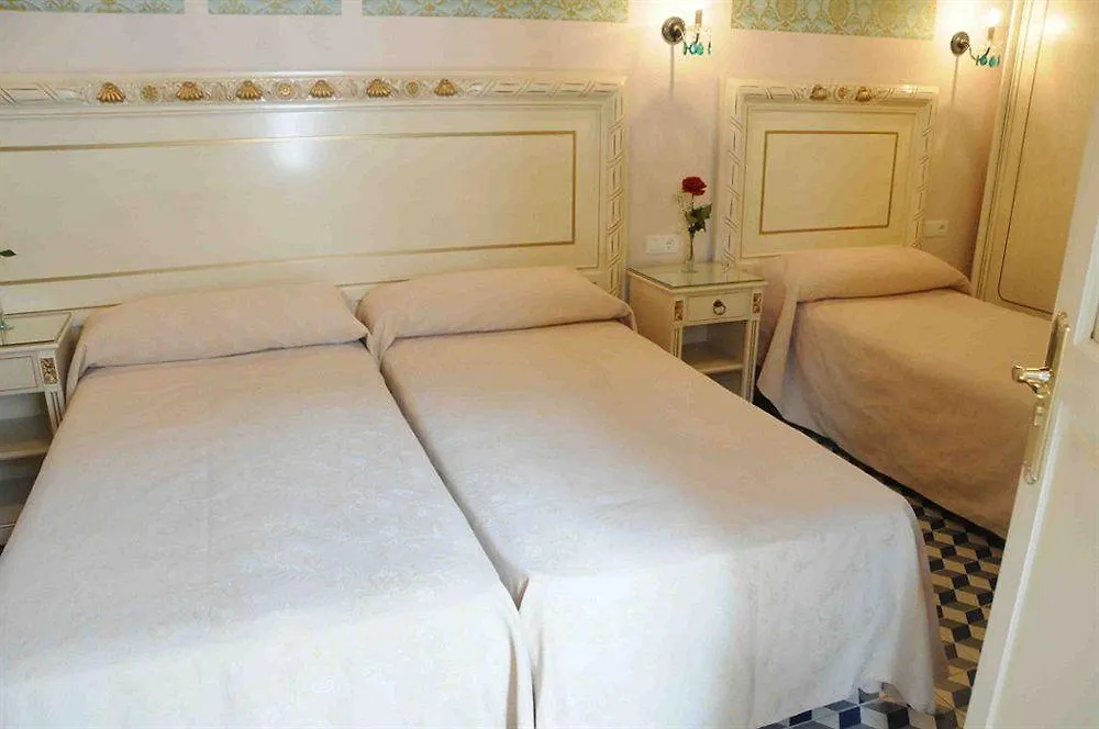 Casa De Las Mercedes Malaga Hotel