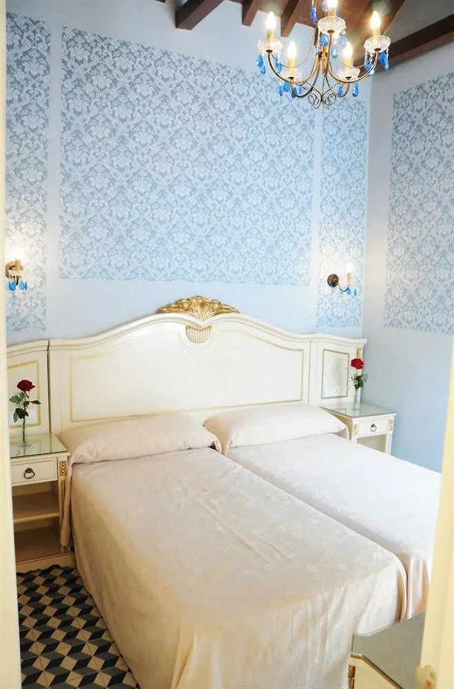 Casa De Las Mercedes Malaga Spain
