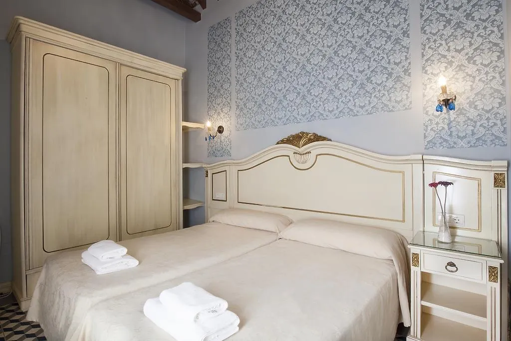 Casa De Las Mercedes Malaga 2*,  Spain