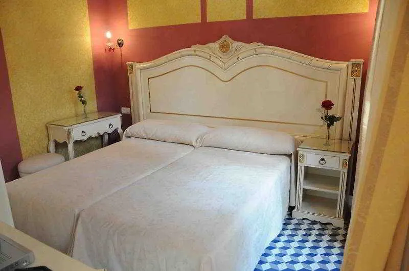 Hotel Casa De Las Mercedes Malaga